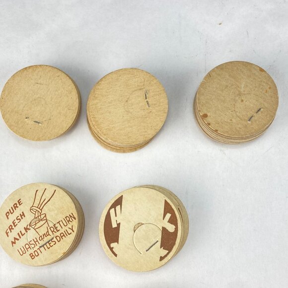 Vintage Mixed Lot Of Over 100 Milk Caps With Pure Fresh Milk Advertisement - Picture 5 of 8